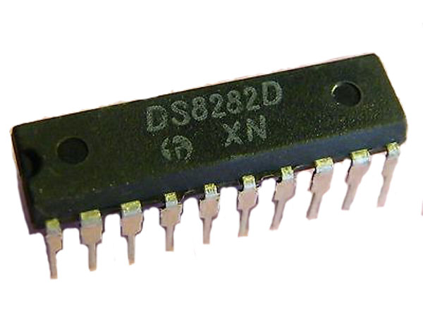 DS8282D